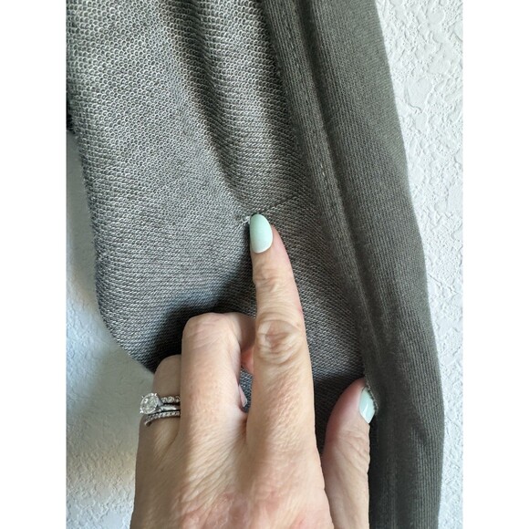 BKE Women's Green Long Sleeve V Neck Button Down Sweater Pockets Small - Picture 6 of 14